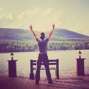 Meet your Posher, Lor-ah